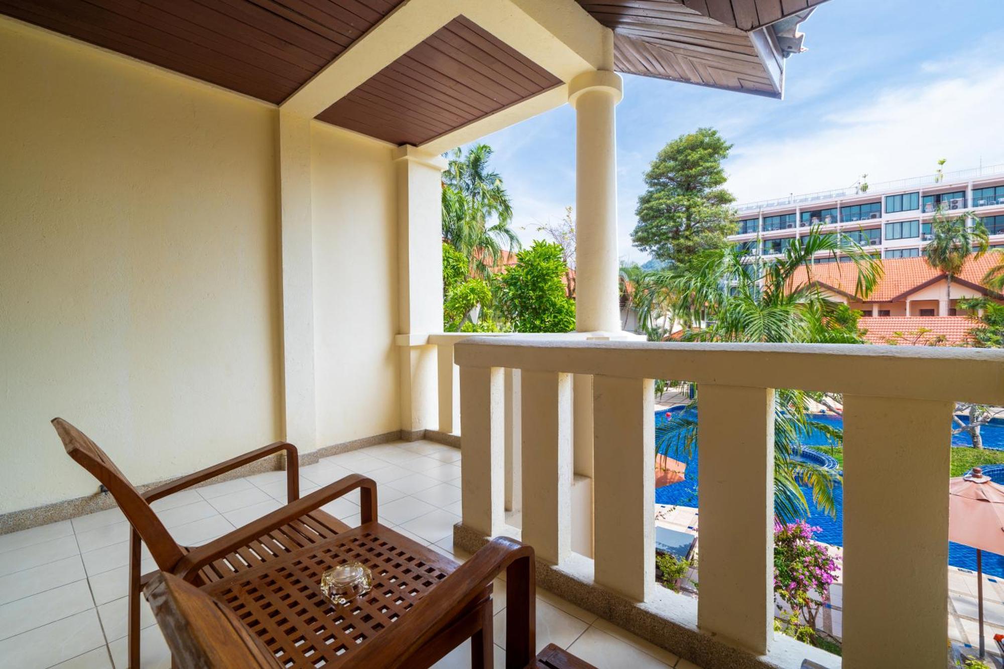 Patong Phuket Leelavadee Hua Ting Resort מראה חיצוני תמונה
