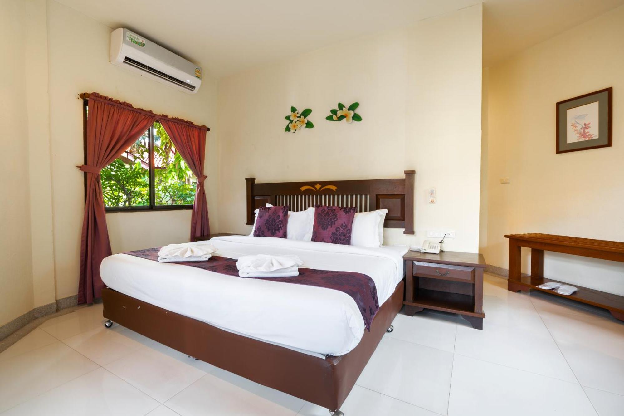 Patong Phuket Leelavadee Hua Ting Resort מראה חיצוני תמונה