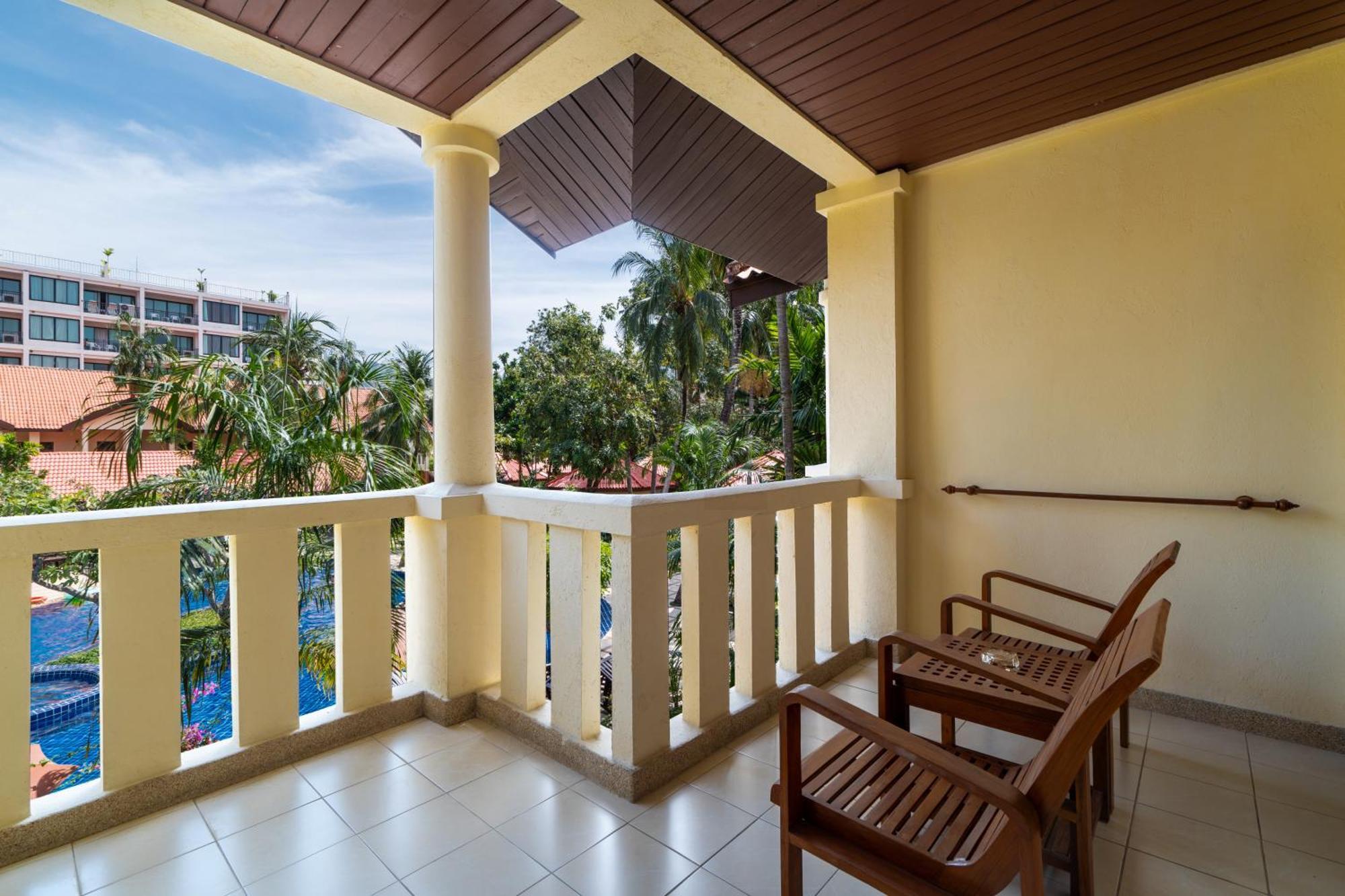 Patong Phuket Leelavadee Hua Ting Resort מראה חיצוני תמונה
