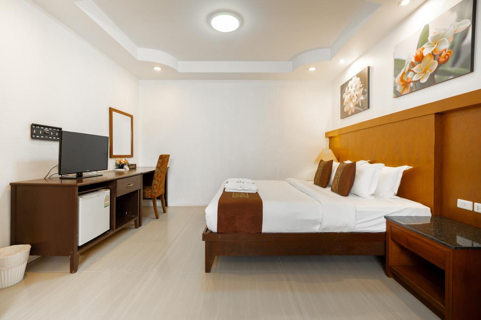 Patong Phuket Leelavadee Hua Ting Resort מראה חיצוני תמונה