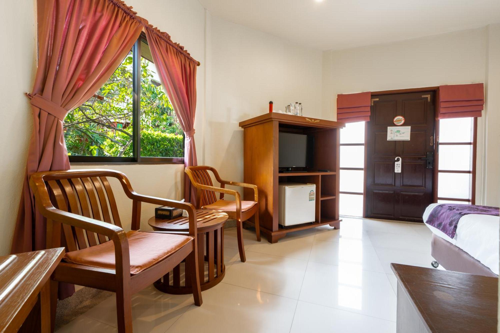 Patong Phuket Leelavadee Hua Ting Resort מראה חיצוני תמונה