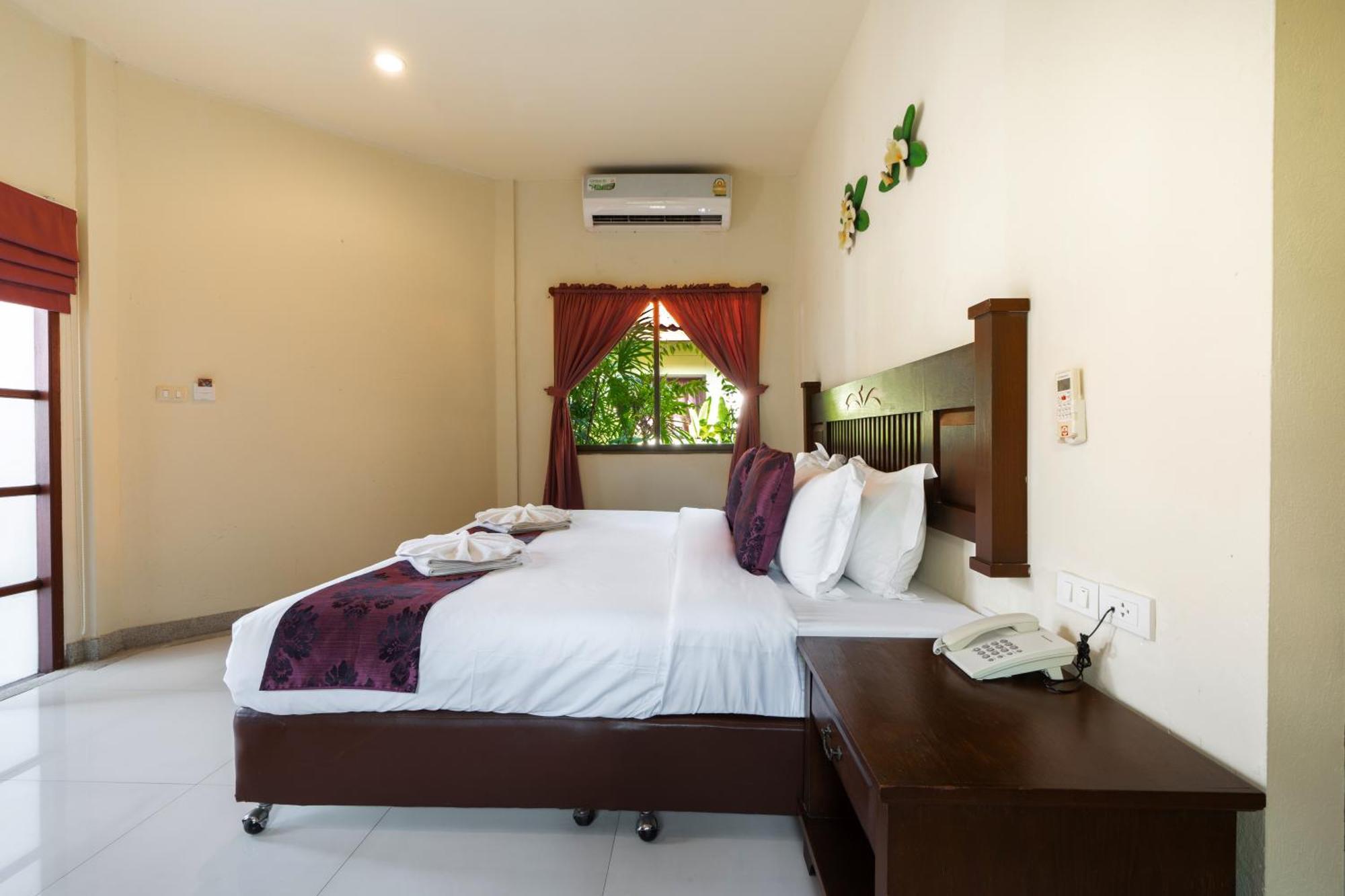Patong Phuket Leelavadee Hua Ting Resort מראה חיצוני תמונה