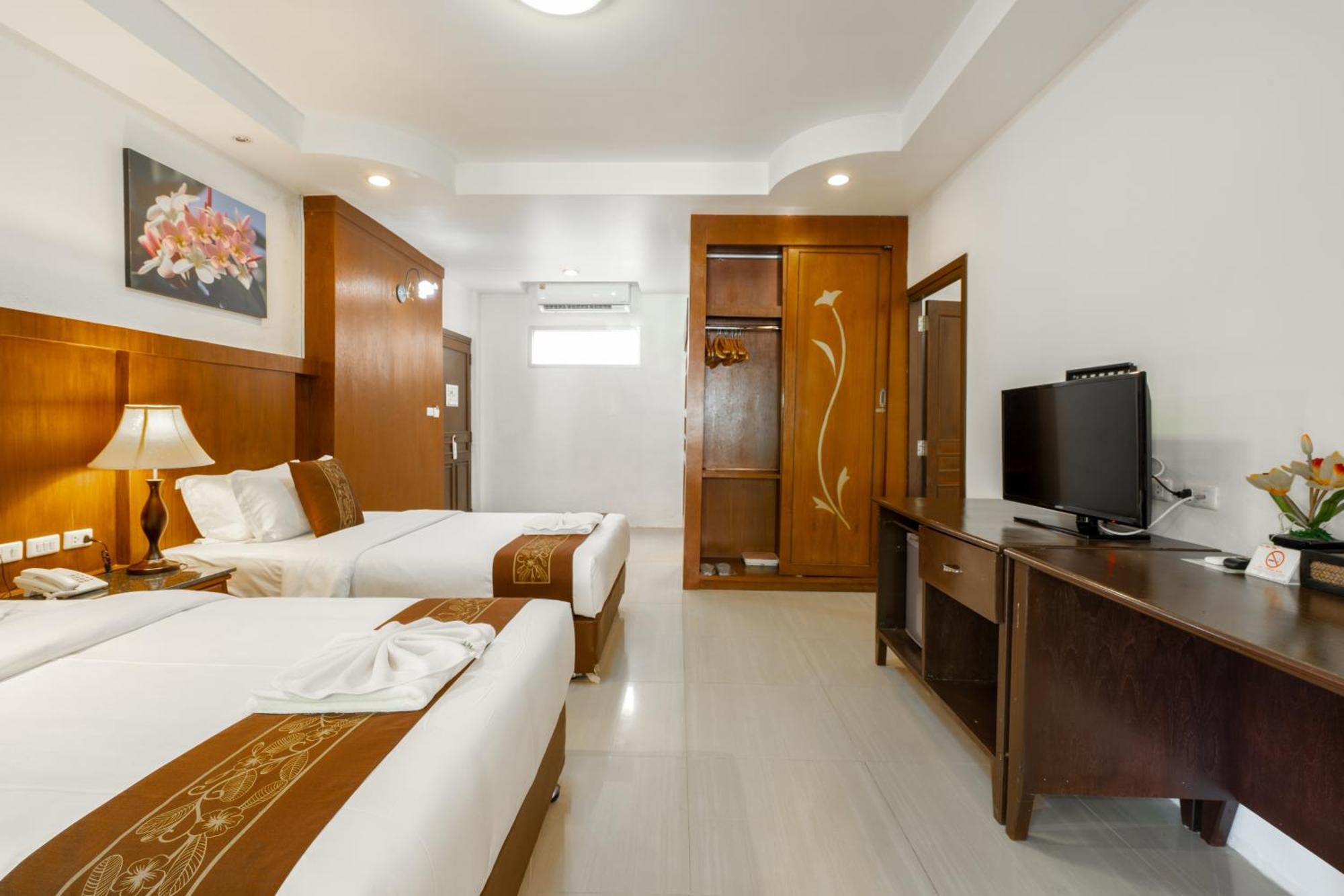 Patong Phuket Leelavadee Hua Ting Resort מראה חיצוני תמונה