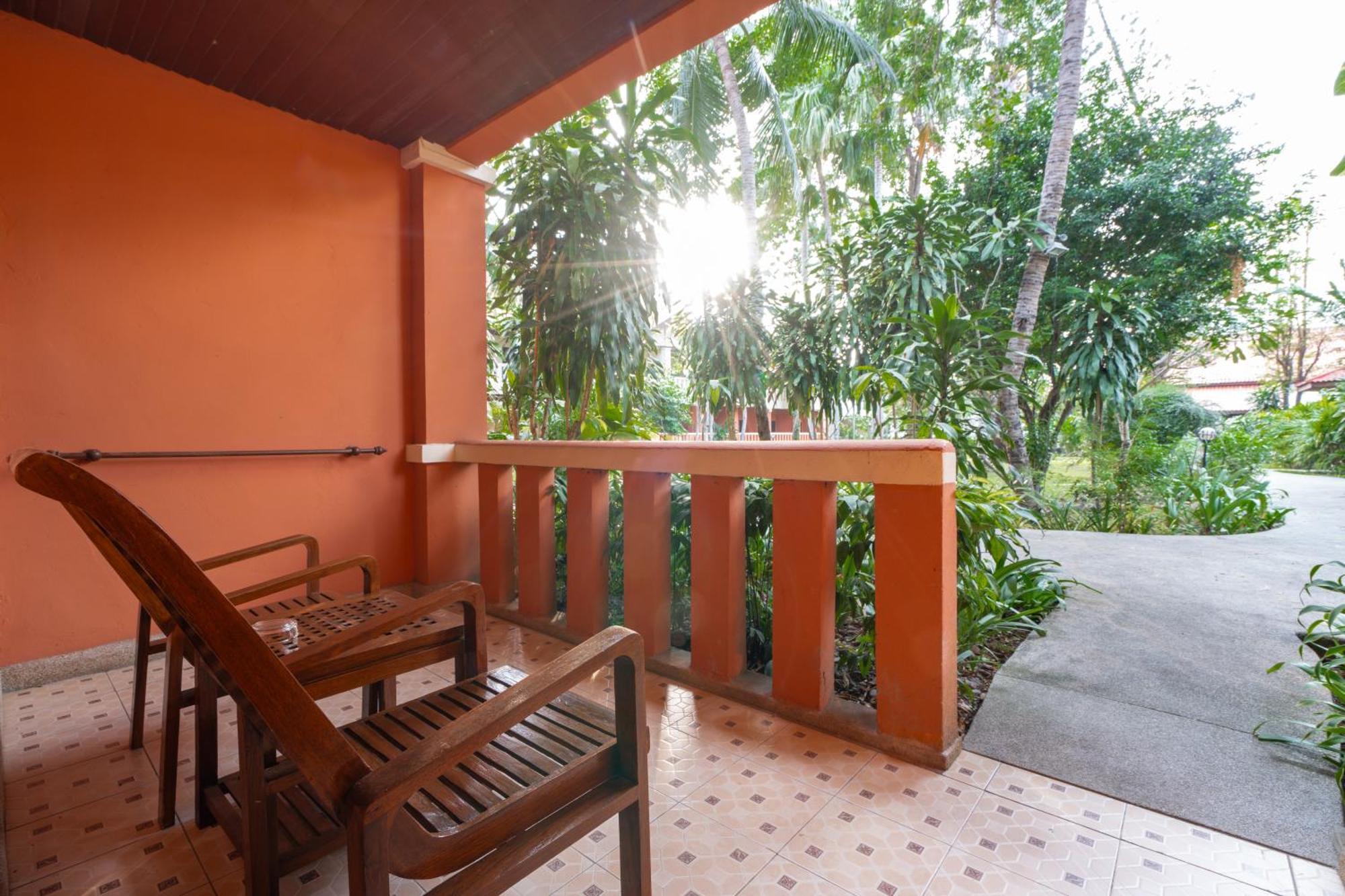 Patong Phuket Leelavadee Hua Ting Resort מראה חיצוני תמונה