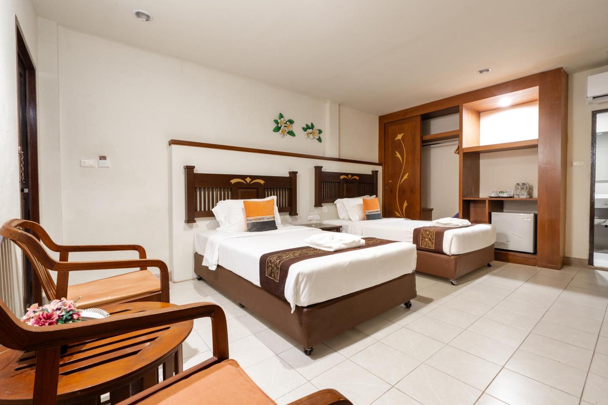 Patong Phuket Leelavadee Hua Ting Resort מראה חיצוני תמונה