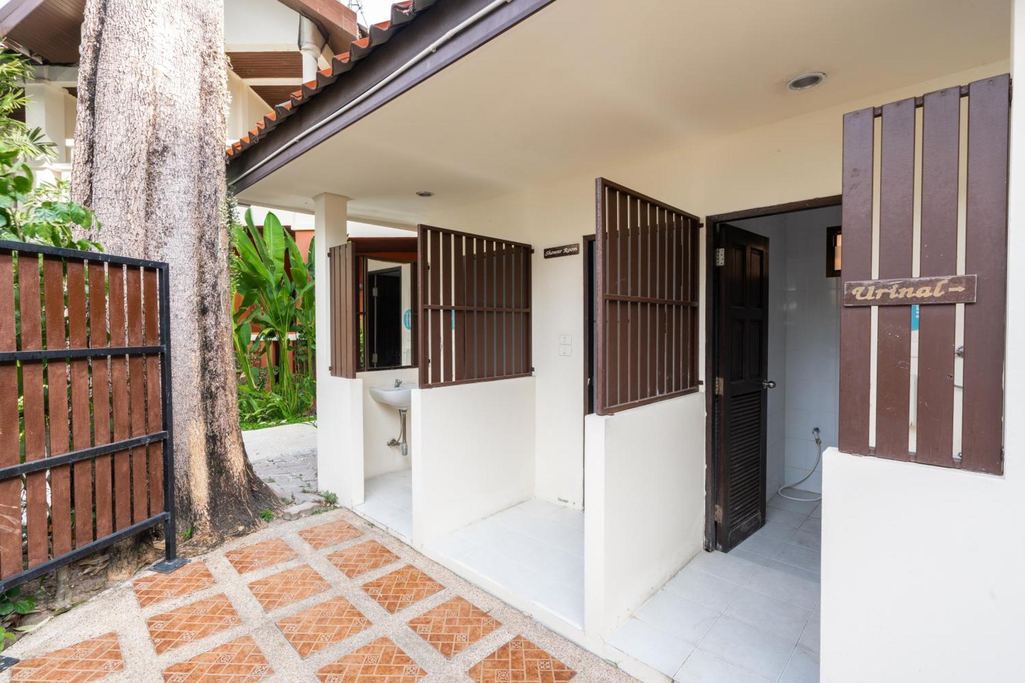 Patong Phuket Leelavadee Hua Ting Resort מראה חיצוני תמונה